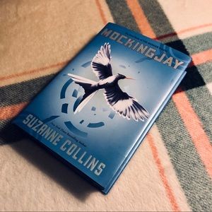Mockingjay by Suzanne Collins